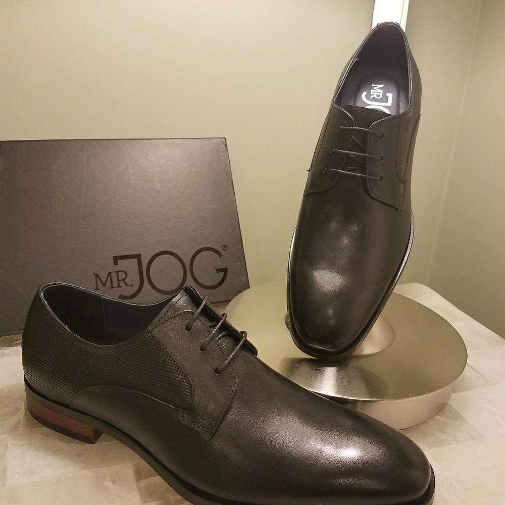 Shoes - Picture 7 of 7
